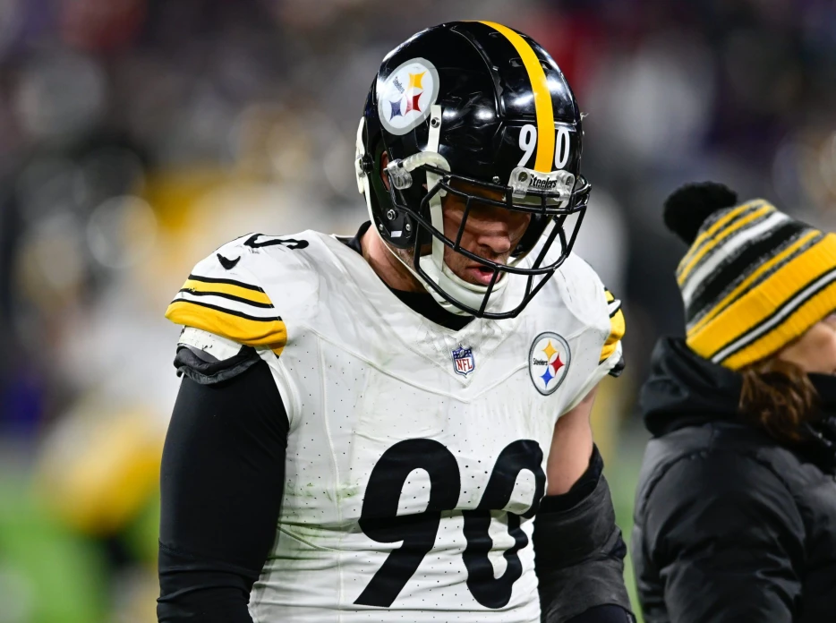 Schefter: Steelers, T.J. Watt Not Very Close to Deal Right Now