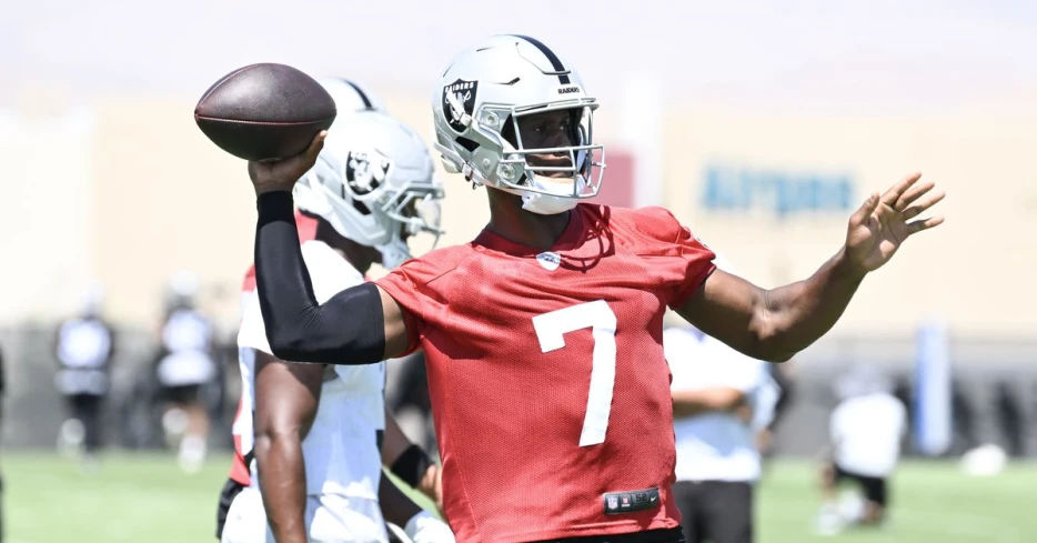 Raiders Reacts Survey: Will Geno Smith throw for 4,000 yards?