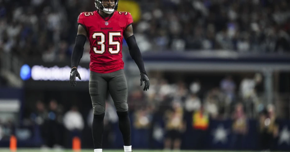 Should Raiders trade for Jamel Dean?
