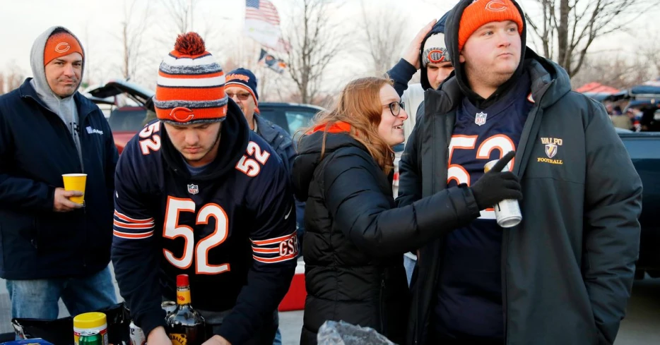 Open Thread: Where is your favorite place to watch Bears football?