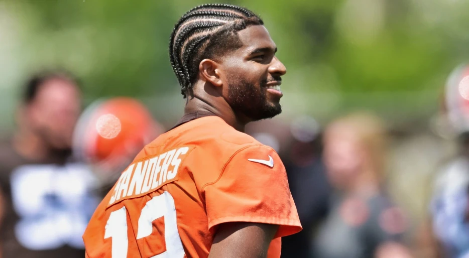 The Entire Internet Is Freaking Out Over Shedeur Sanders CFL Rumor