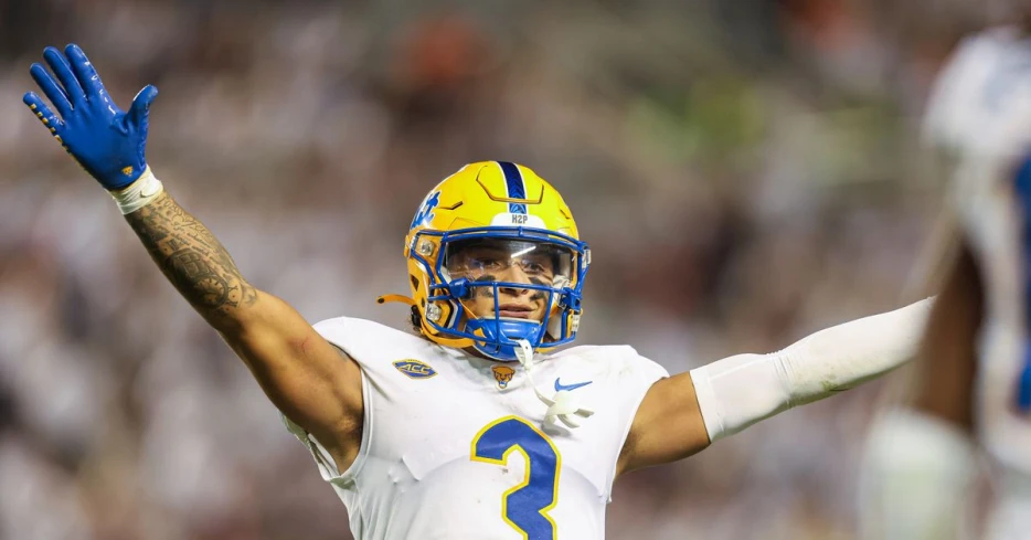 Saturday Dawg Chow (7/5): Best draft picks, a tackling safety, rookie RBs, and more!
