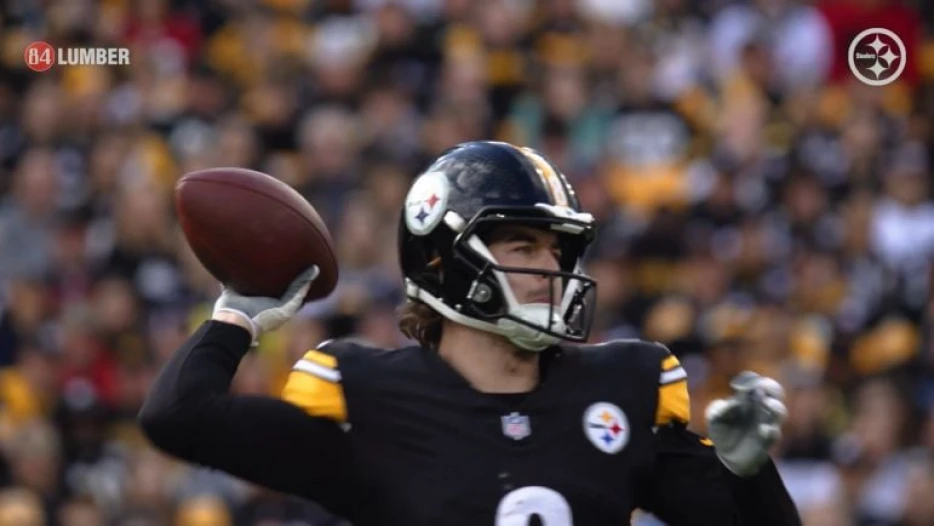 Terry Bradshaw Again Blames Steelers For Kenny Pickett’s Struggles: ‘They Didn’t Even Do Anything’