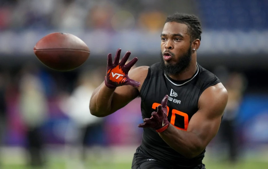 AFC Notes: Bhayshul Tuten, Cam Ward, Jaguars, Texans, Titans