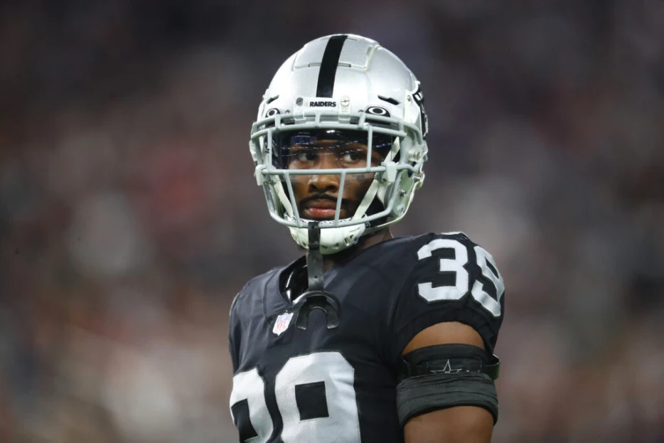 Packers Plan To Use Nate Hobbs, Other Top CBs Interchangeably