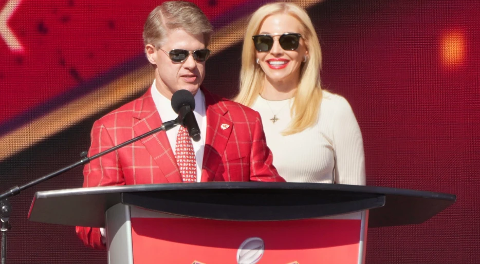 Chiefs Owners Tavia and Clark Hunt Release Heartbreaking Statement After Identity of Family Member Lost in Texas Floods Is Revealed