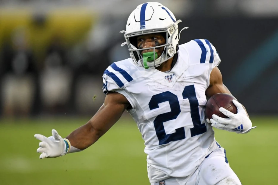 RB Nyheim Hines Eyeing 2025 Deal