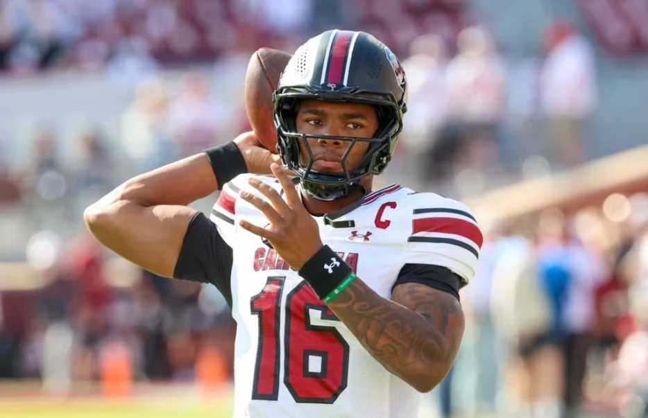 Steelers Land Next Franchise QB in Latest Mock Draft