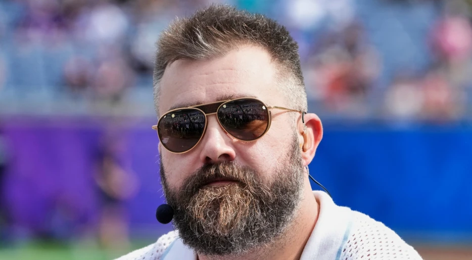 “This Is An Ignorant Message”: Social Media Is Destroying Jason Kelce Over His Fourth Of July Instagram Post