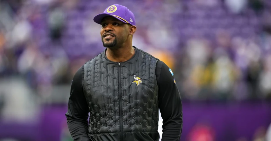 Brian Flores’ 2025 Vikings Defense with Luke Braun