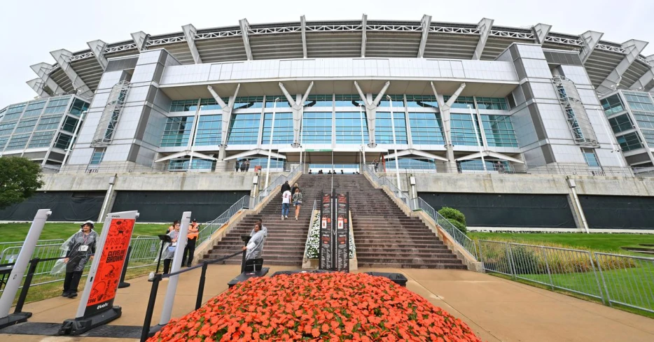 Browns stadium plan: Let the lawsuits commence!