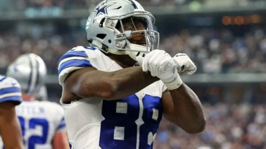 Choosing which Cowboys all-time great makes a return