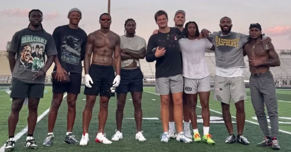 Drake Maye joining Patriots teammates for pre-training camp throwing session