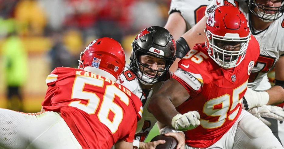 How many sacks for the Chiefs this season? Take the ‘Reacts’ fan survey