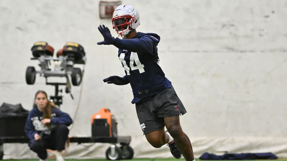 Patriots Free-Agent Signing Spotted Working Out With Star Pass-Rusher