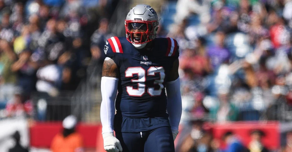 Patriots player profile: Anfernee Jennings is the old guard on the edge