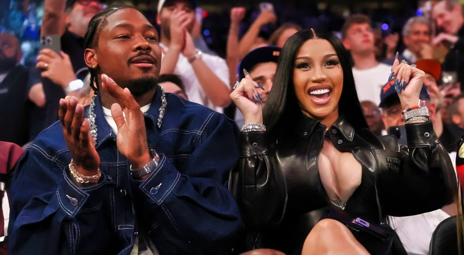 RUMOR: Stefon Diggs &amp; Cardi B Split—Shocking Breakup Reason Leaked