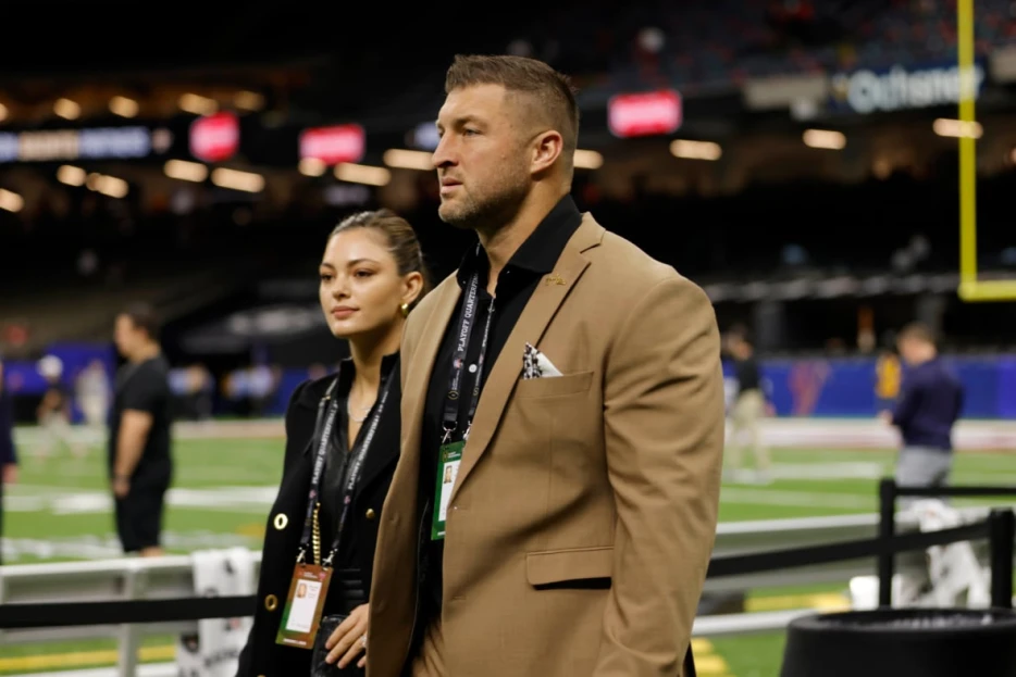 Tim Tebow and His Wife’s Exciting Life News Has Fans Swooning