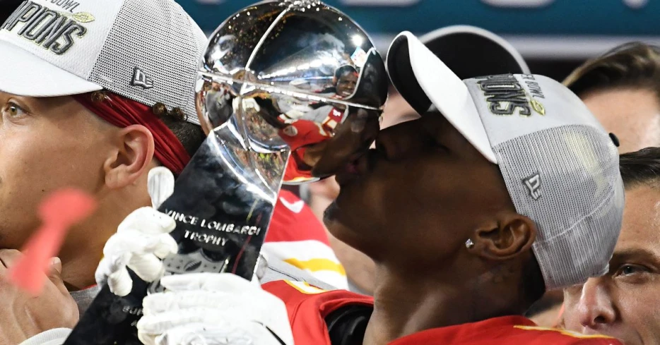 2 Chiefs squads make list of the 21st century’s best NFL teams