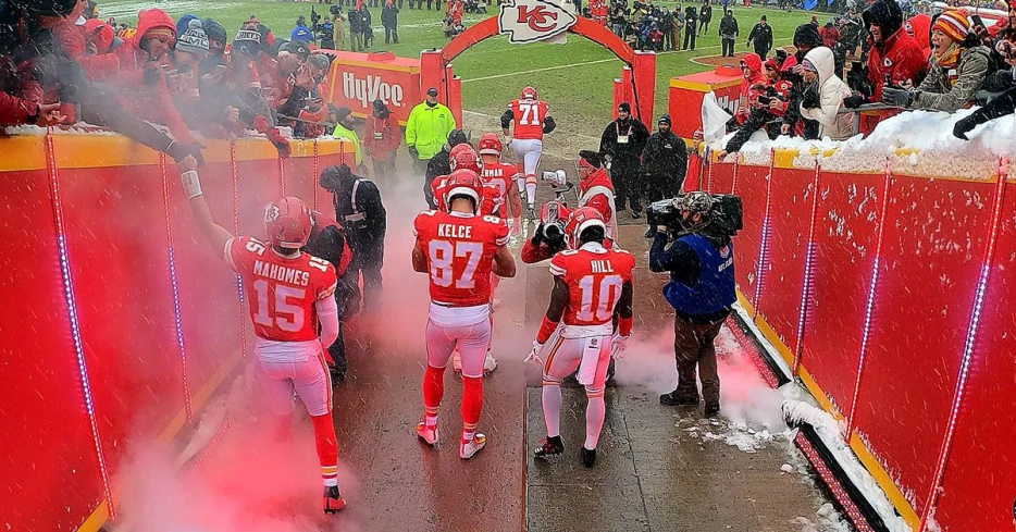 Arrowheadlines: 3 Chiefs land on top 25 picks of last 25 years