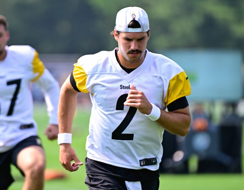 Ben Roethlisberger Hopes Steelers Have QB Competition