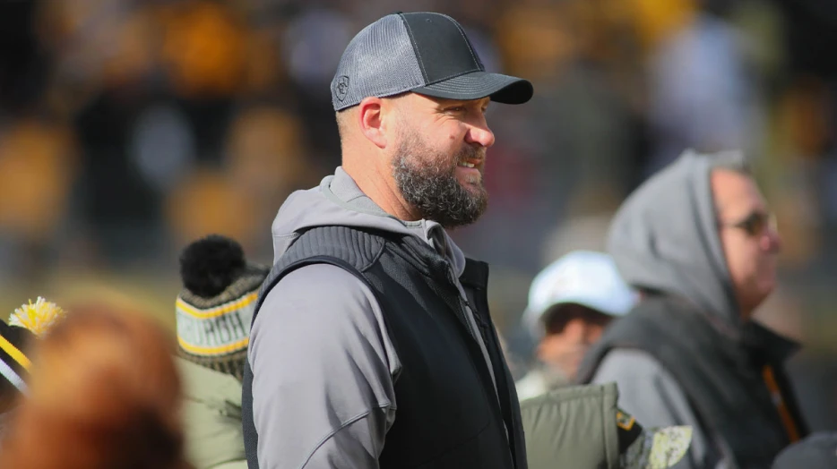 Ben Roethlisberger raises concerns over Steelers culture with wave of additions