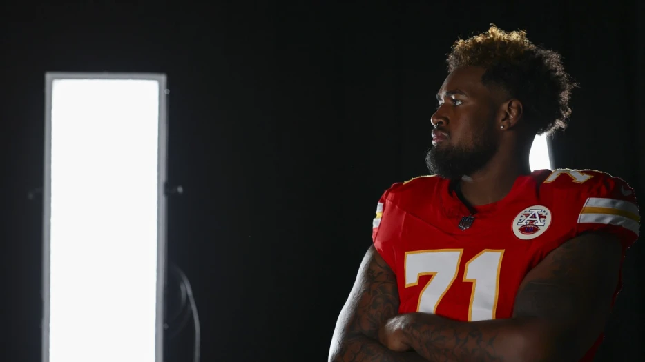 George Karlaftis calls comparison between Josh Simmons, Trent Williams &quot;fair&quot;