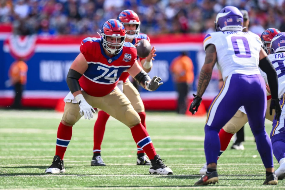 Giants’ RG Battle Takes Shape Ahead Of Training Camp