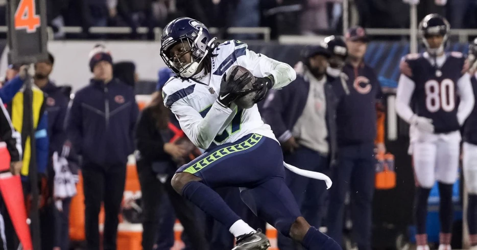 To pay or not to pay? Assessing the 2022 Seahawks draft class extension priorities