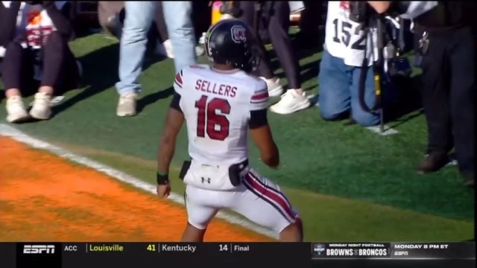 Top Draft Analyst ‘Big Fan’ Of Potential 2026 NFL Draft QB LaNorris Sellers, Makes Lofty NFL Comp