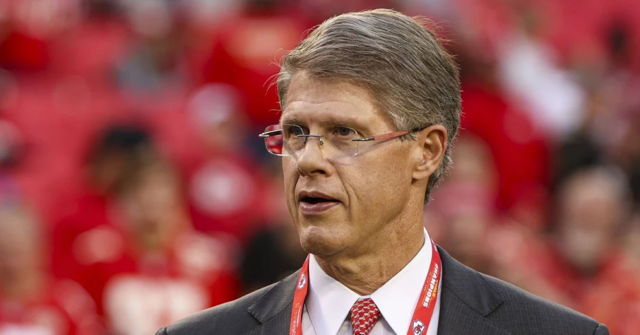 Clark Hunt’s FC Dallas, other MLS and NFL clubs pledge relief for Texas floods