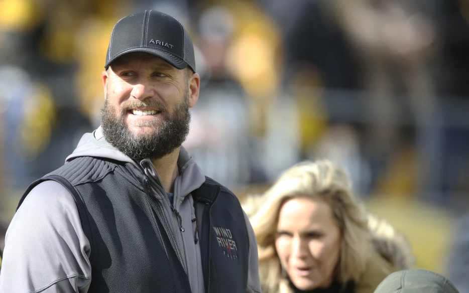 Ben Roethlisberger gets 100% real about Jonnu Smith’s Steelers fit