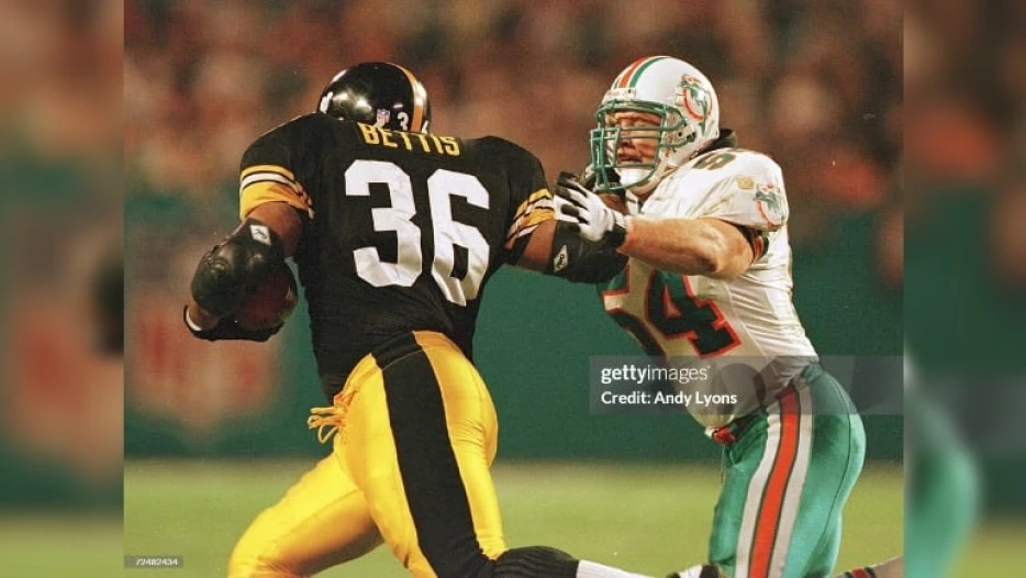 Flashback Friday: Steelers Mount Double-Digit Comeback MNF Win Over Dolphins In 1996