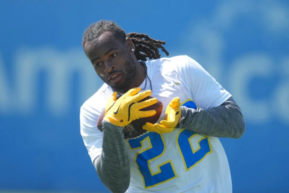 NFL player Najee Harris injured in fireworks accident on Fourth of July weekend