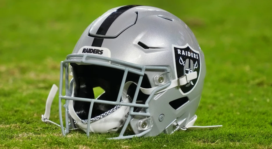 Raiders’ Blockbuster Trade Proposal Snags First-Round WR Bust with Explosive Upside