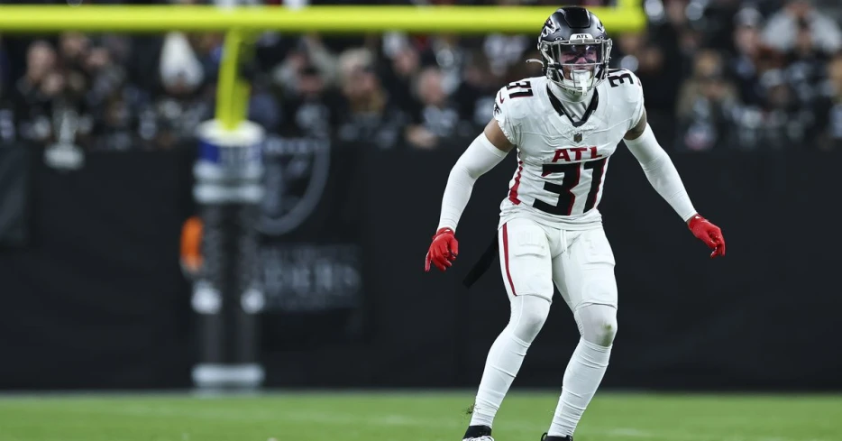 Raiders fans want to see team sign Justin Simmons