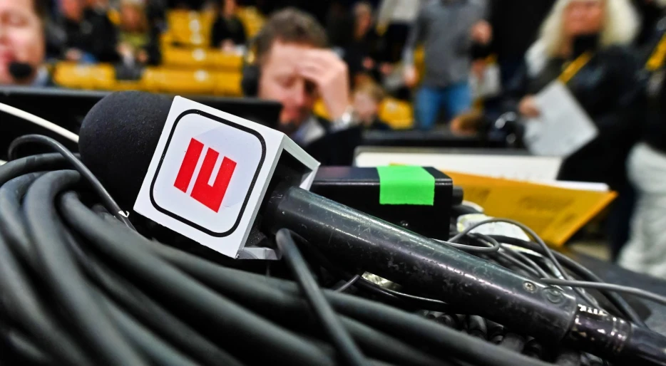 REPORT: Popular ESPN Analyst Is “Furious” After Getting Robbed By Charles Barkley