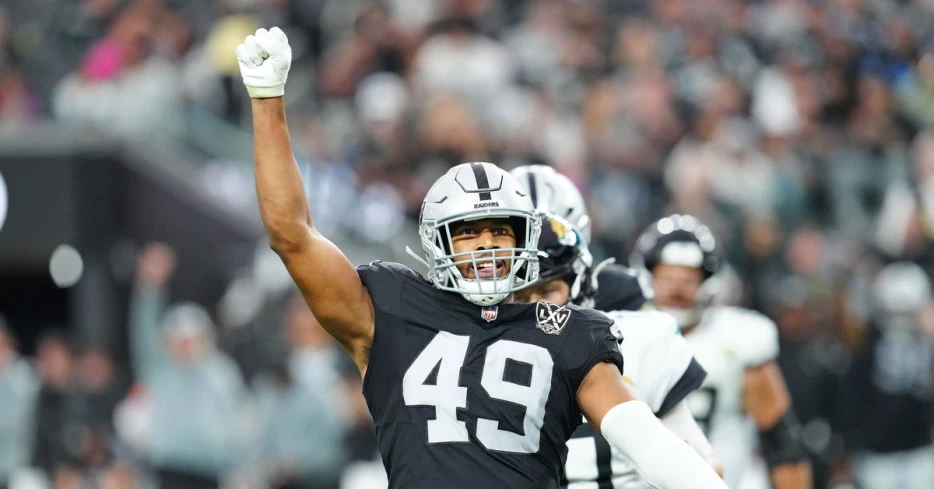Raiders’ Charles Snowden faces more competition at edge this season