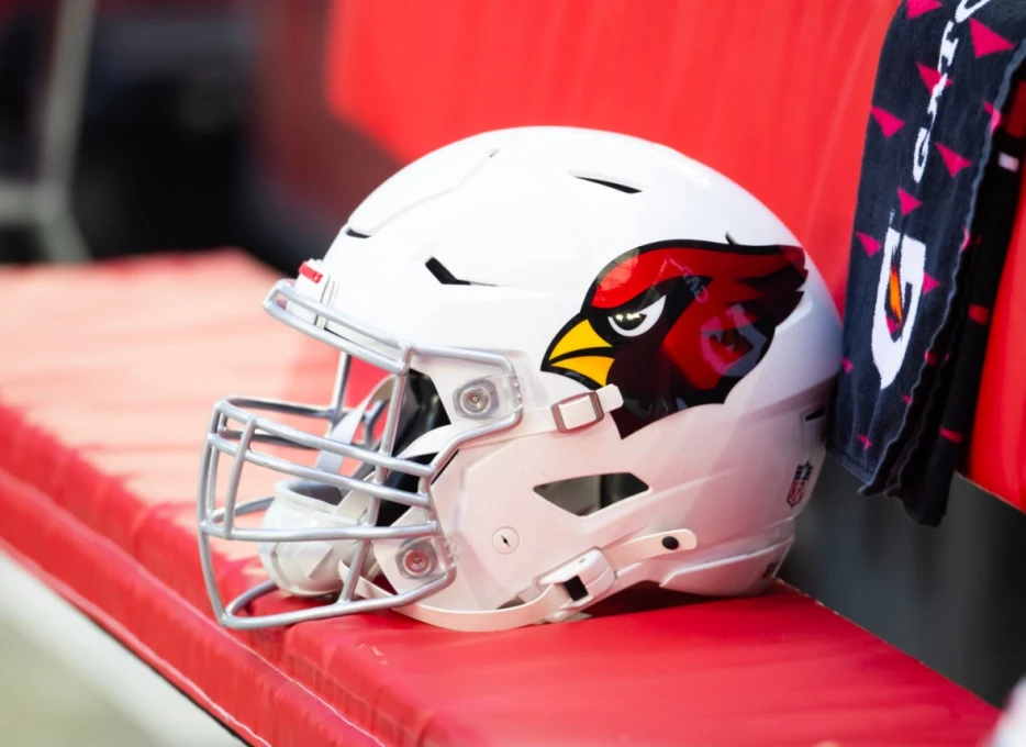 Arizona Cardinals Raise the Bar With New Fan Travel Experience – But It’ll Cost a Pretty Penny