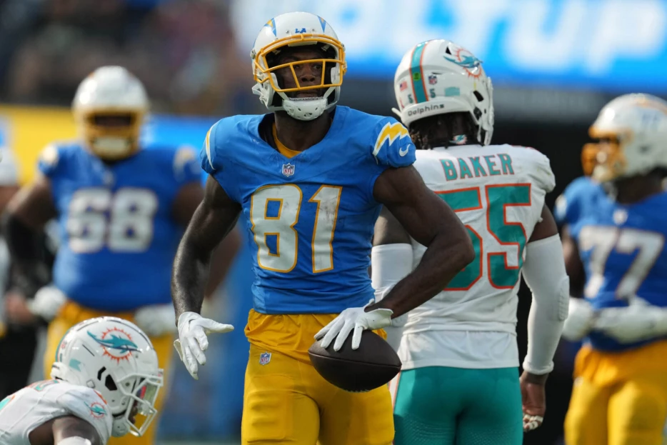Chargers Place Five On Injury List To Start Camp, Including WR Mike Williams