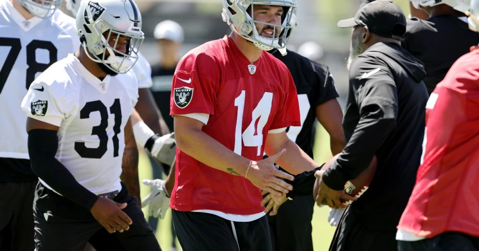 Raiders release quarterback