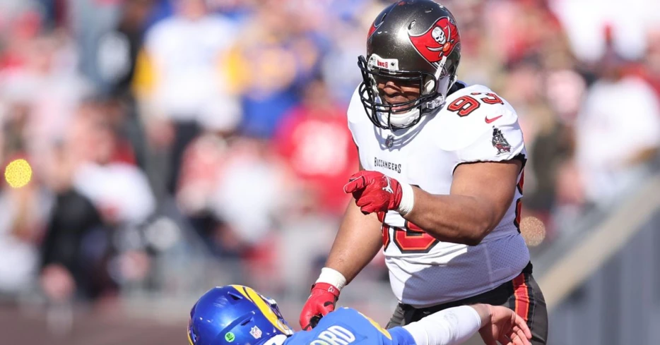 Super Bowl champion announces retirement