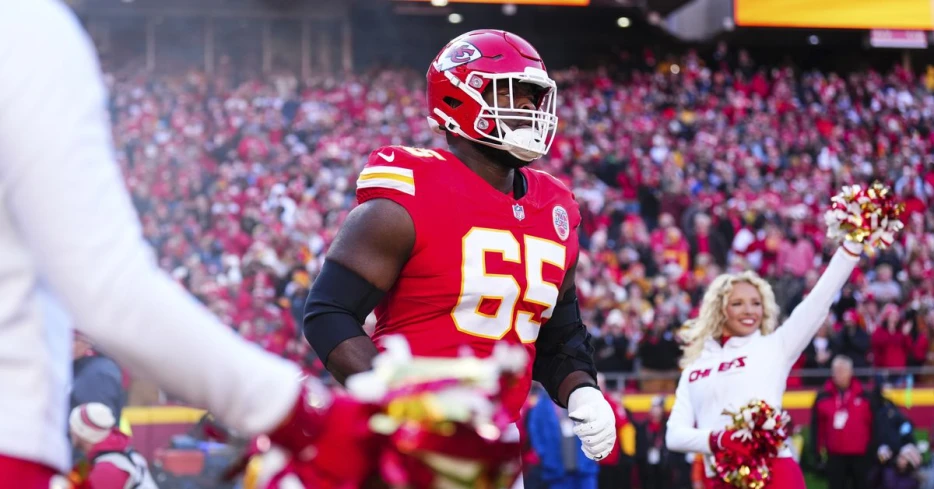 Breaking down the salary cap impact of Trey Smith’s extension