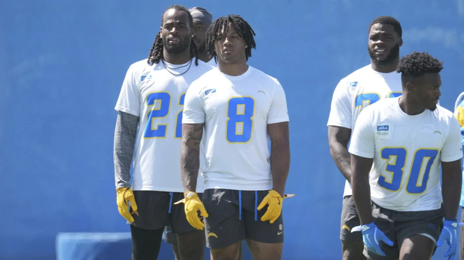 Chargers’ Najee Harris gets important fireworks injury update before training camp