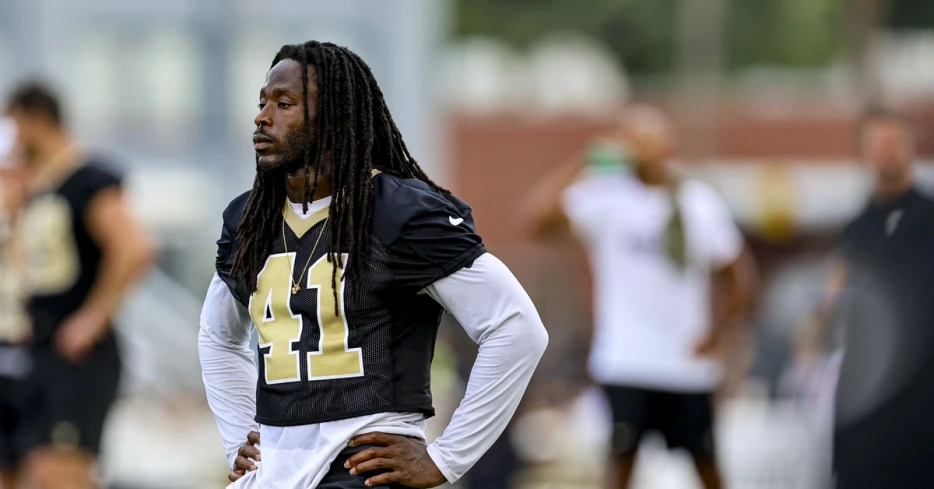 ESPN lists Saints RB Alvin Kamara among top 10 running backs for 2025