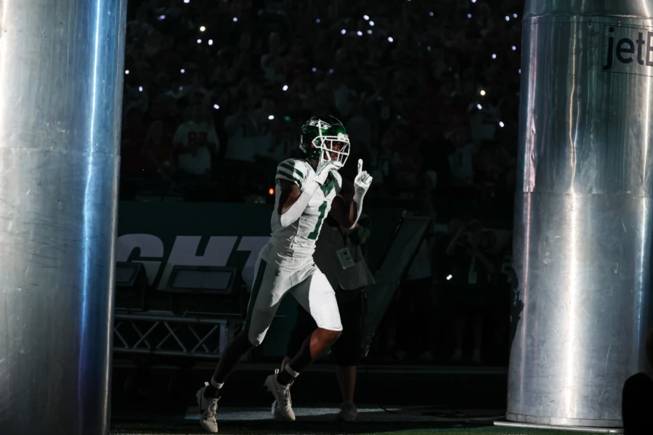 Sauce Gardner Becomes NFL’s Highest-Paid Cornerback