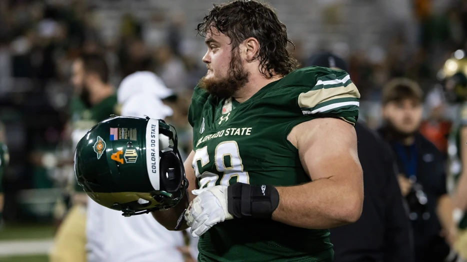 49ers rookie guard hard launches relationship with Brock Lesnar’s daughter