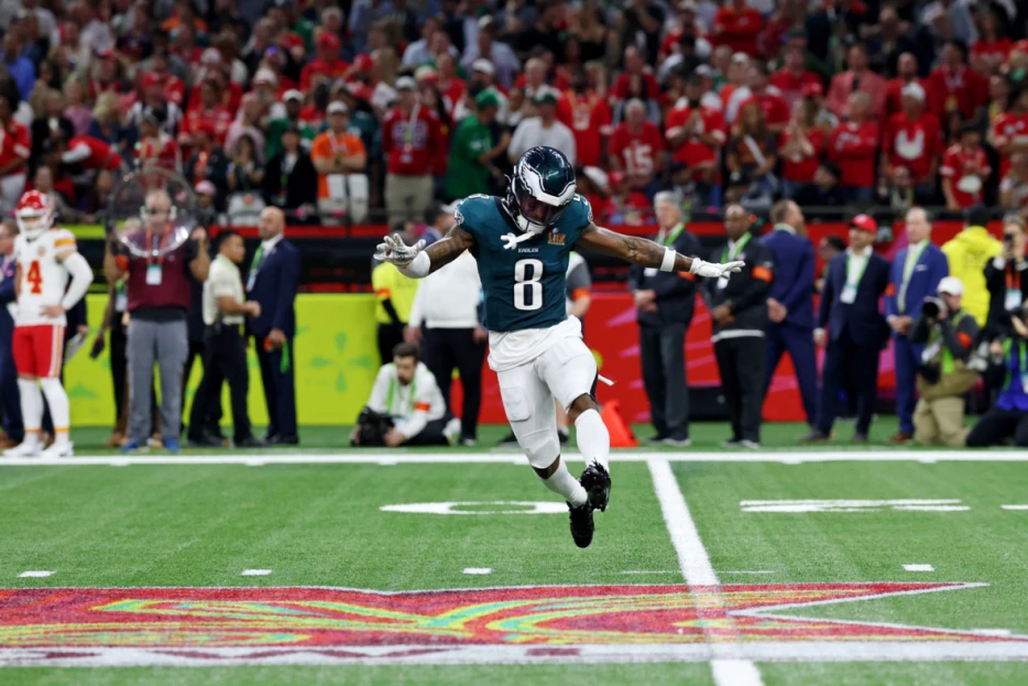 Philadelphia Eagles Super Bowl Starter Claims Team Traded Him Out of Fear