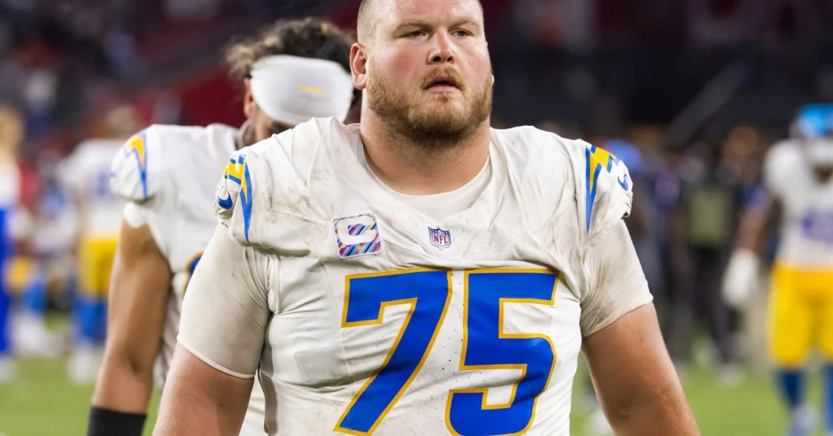 Chargers start training camp with minimal changes to offensive line, rotation to follow