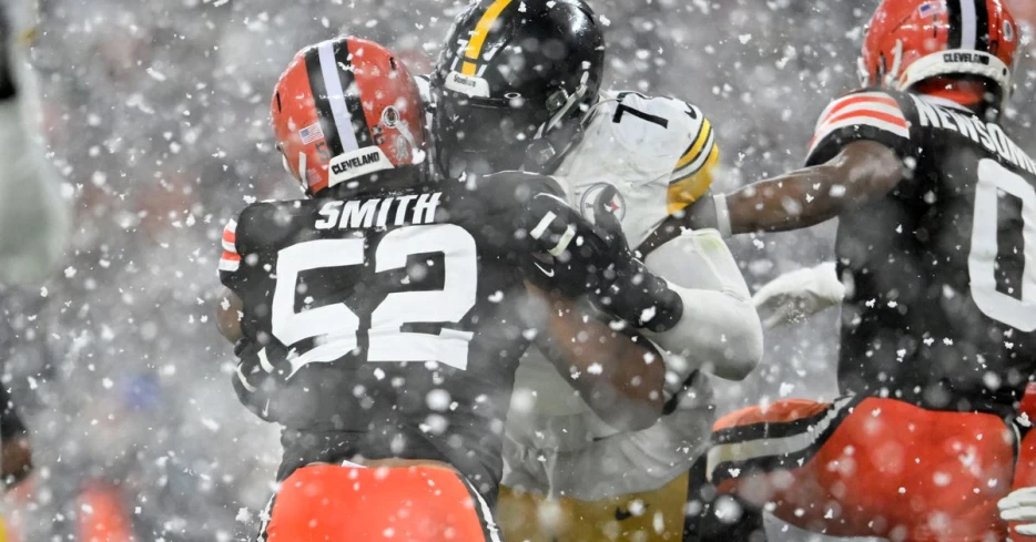 Daily Dawg Chow 7/17: Browns news, EDGE player Elerson Smith retires unexpectedly
